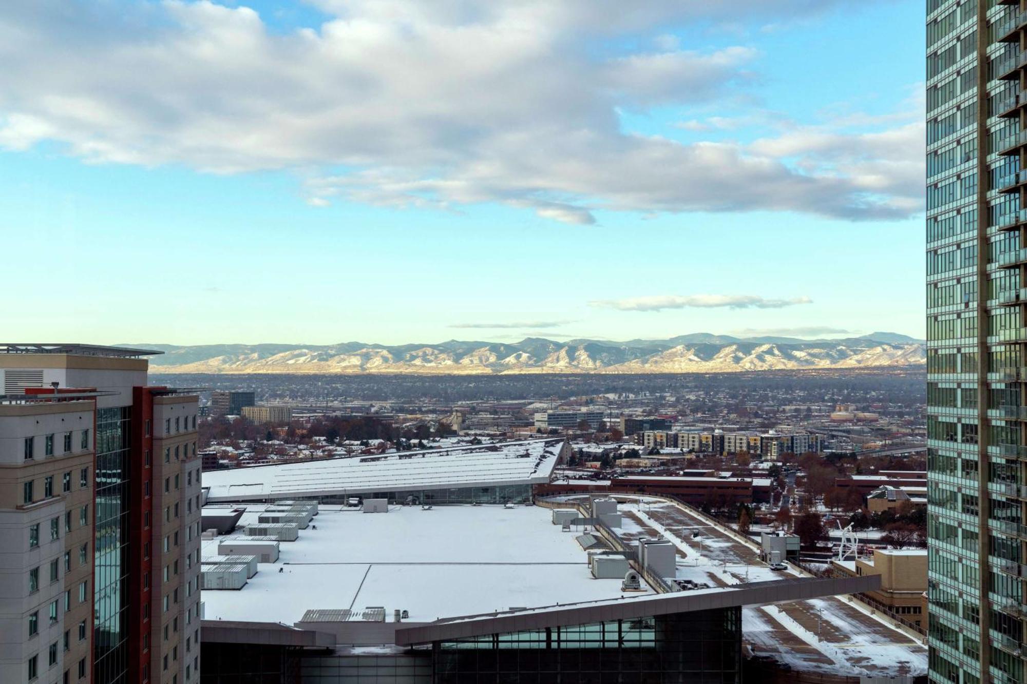 Home2 Suites By Hilton Denver Downtown Convention Center Dış mekan fotoğraf